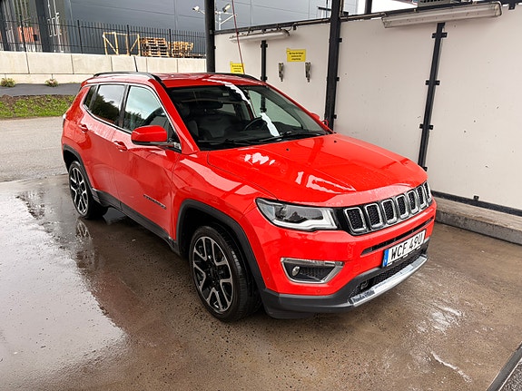 Jeep Compass 3 of 5