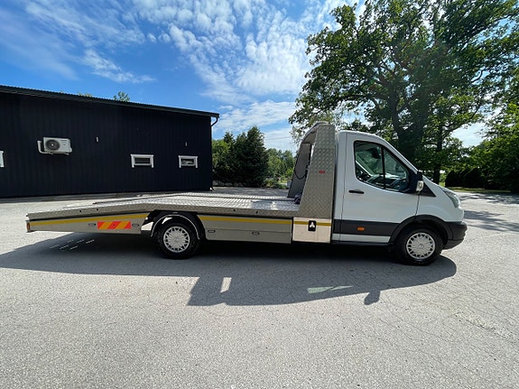Ford Transit 4 of 5