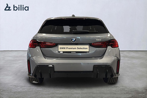 BMW 120 4 of 18