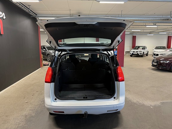 Peugeot 5008 5 of 5