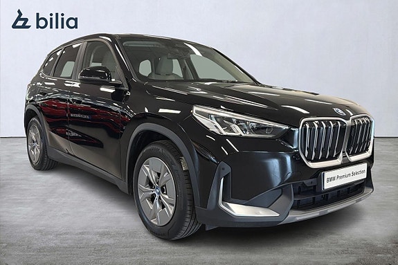 BMW iX1 18 of 18
