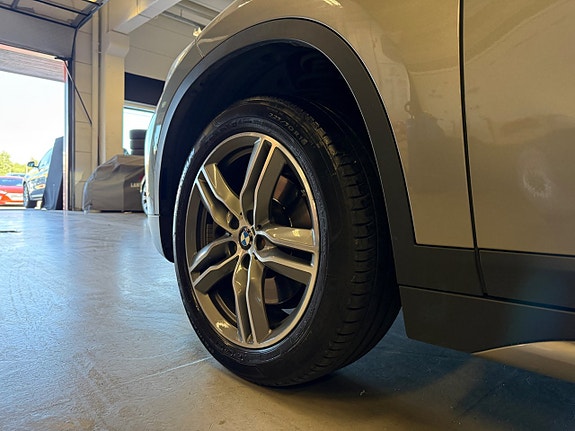 BMW X1 12 of 18