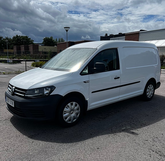 Volkswagen Caddy Maxi 2 of 5