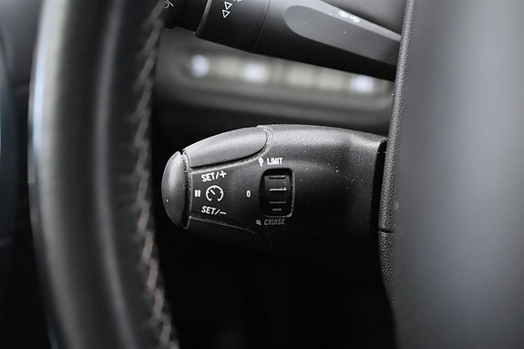 Peugeot 2008 17 of 25