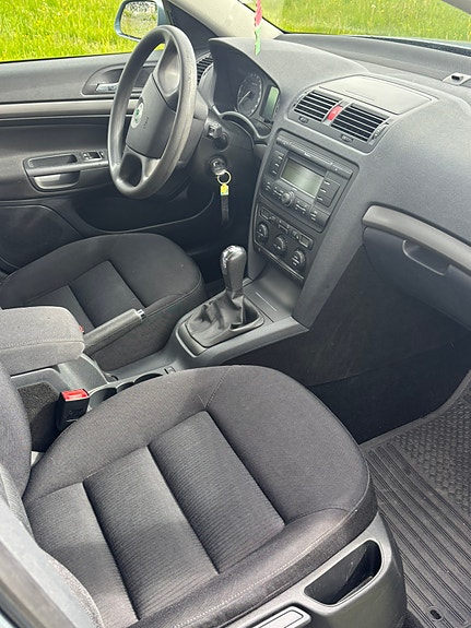 Skoda Octavia 3 of 5