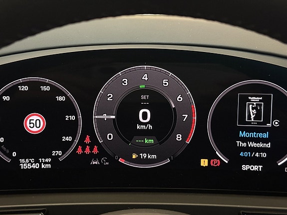 Porsche Cayenne 20 of 27