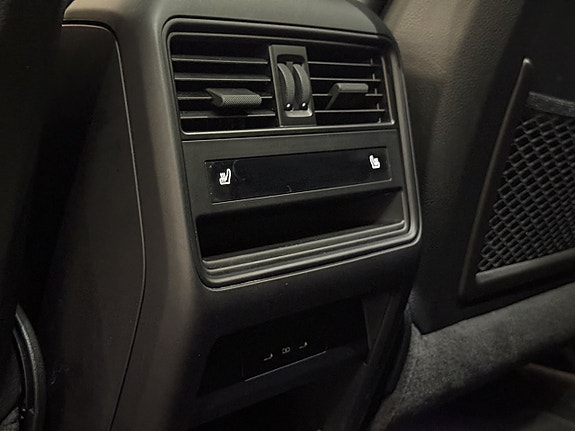 Porsche Cayenne 27 of 27