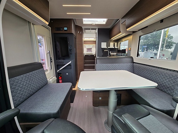 Adria MATRIX SUPREME 670SL. MB HYDR.STÖDBEN. ALDE. 2XAC. LITHIUM.DRAG 11 of 27