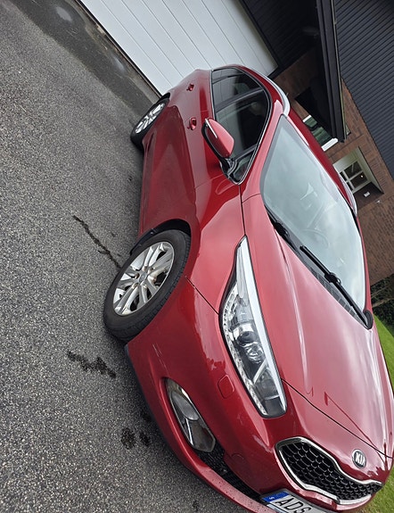 Kia Ceed 2 of 5
