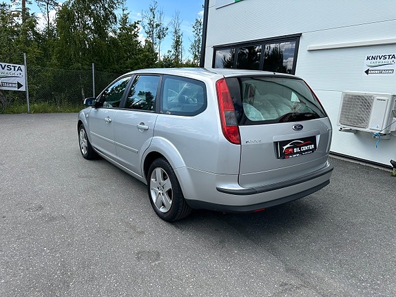 Ford Focus 4 of 5