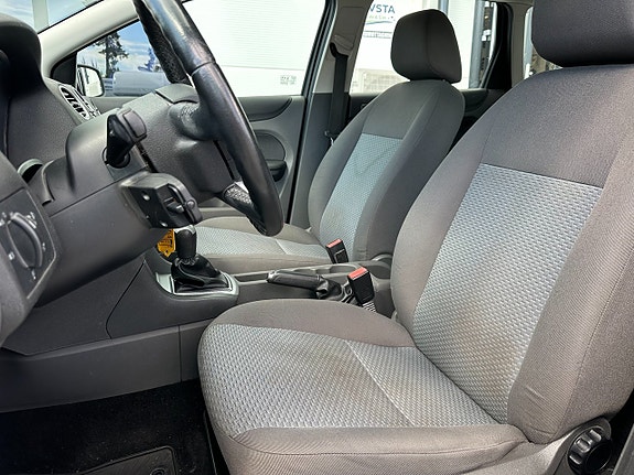 Ford Focus 11 of 17