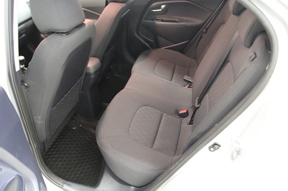 Kia Rio 15 of 19