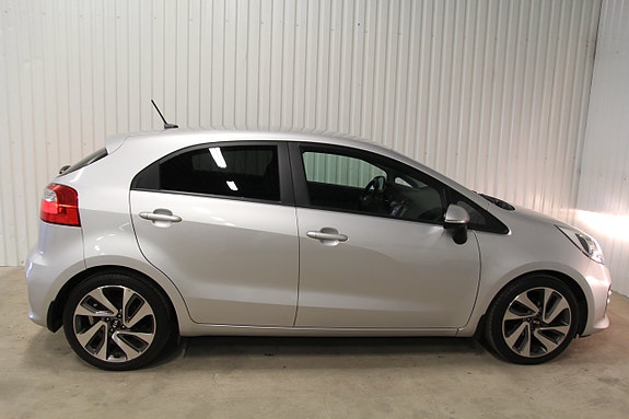 Kia Rio 7 of 19