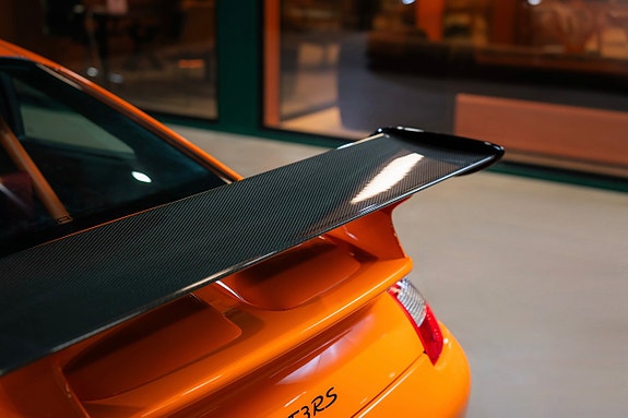 Porsche 911 17 of 30