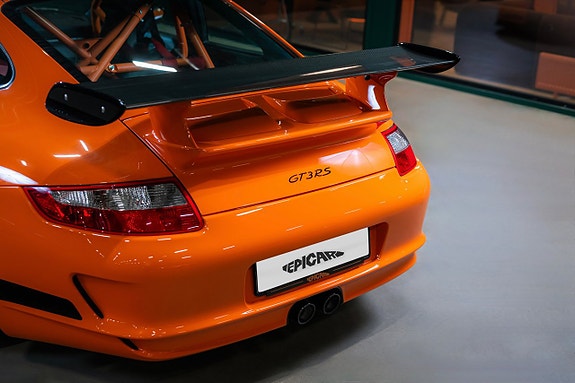 Porsche 911 5 of 5