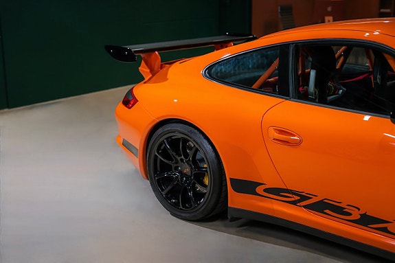 Porsche 911 10 of 30