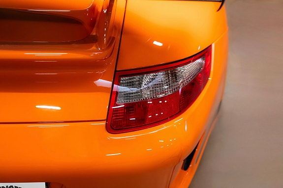 Porsche 911 14 of 30