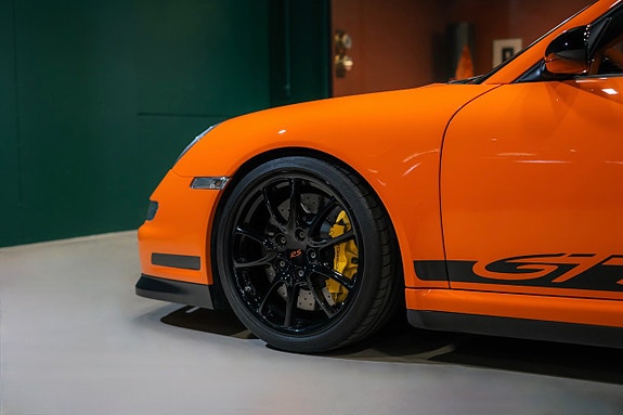 Porsche 911 9 of 30