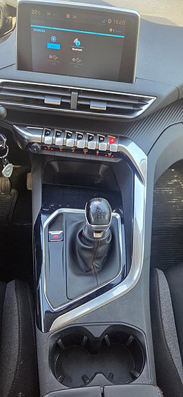 Peugeot 3008 16 of 24
