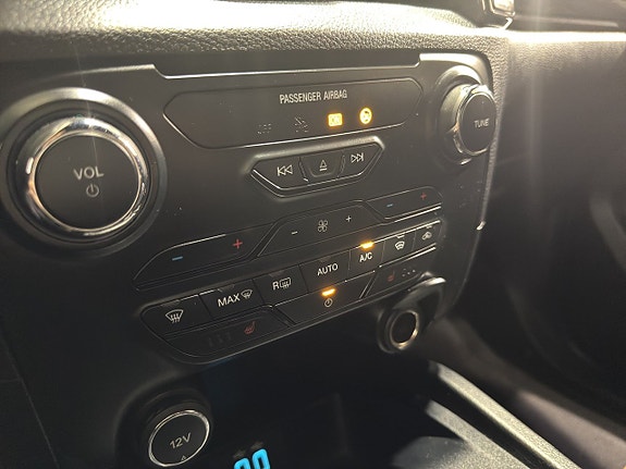 Ford Ranger 19 of 23