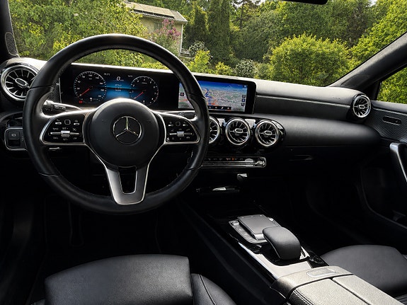 Mercedes-Benz A180 5 of 5