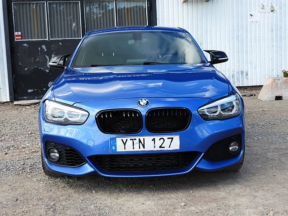 BMW 118i 7 of 24