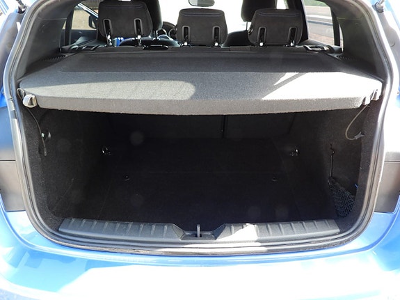 BMW 118i 16 of 24