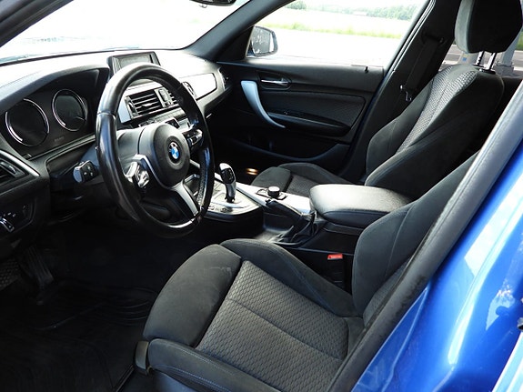 BMW 118i 10 of 24