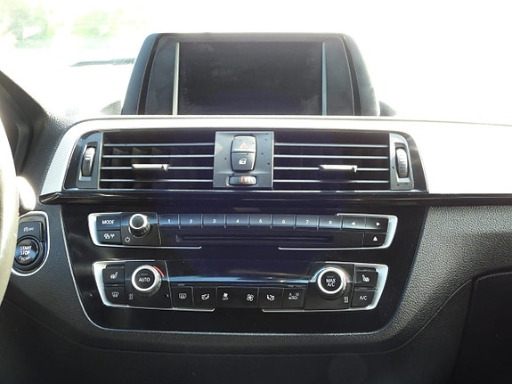 BMW 118i 19 of 24