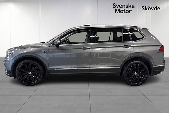 Volkswagen Tiguan Allspace 2 of 5