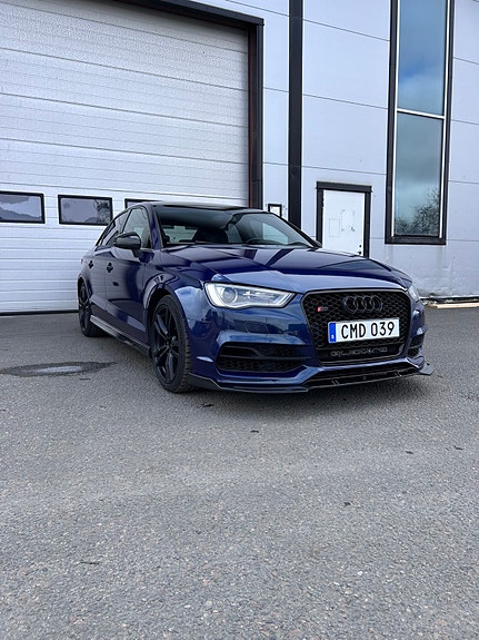 Audi S3 2 of 5