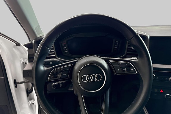 Audi A1 8 of 21