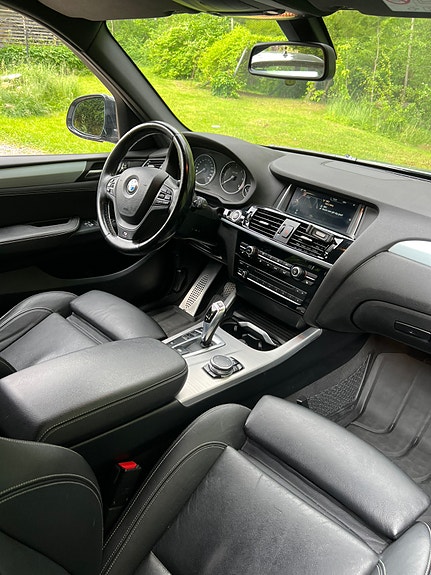 BMW X3 7 of 9
