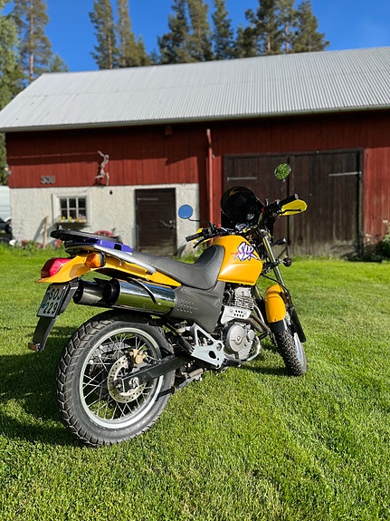 Honda SLR 650 2 of 5