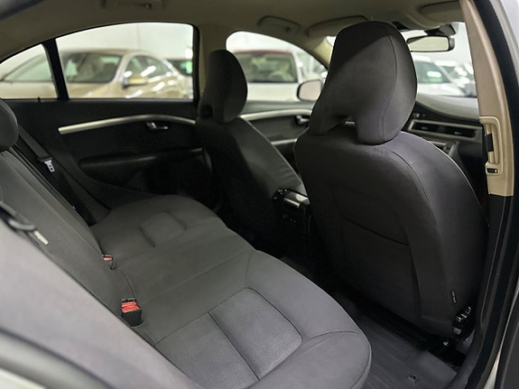 Volvo S80 12 of 12