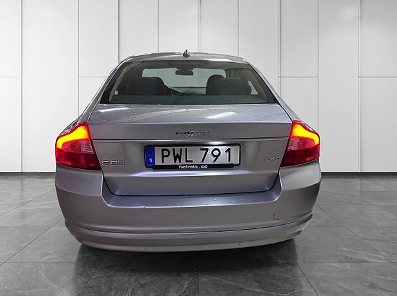 Volvo S80 8 of 12