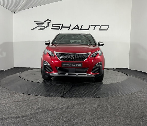 Peugeot 3008 2 of 5