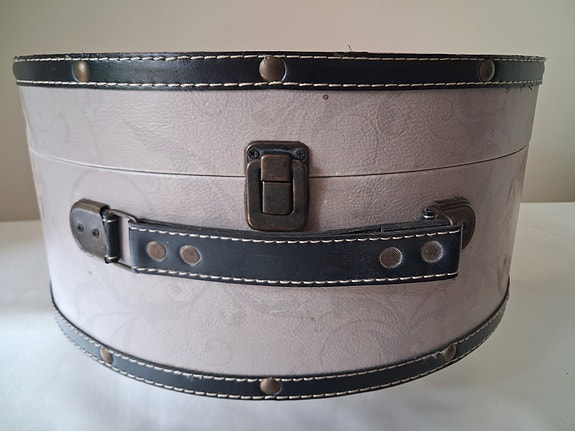 Product image 2 of 11