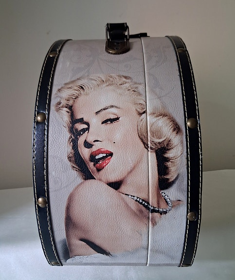 Product image 9 of 11