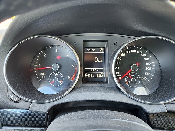 Volkswagen Golf VI 4 of 5