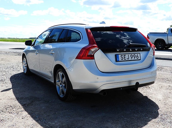 Volvo V60 3 of 27