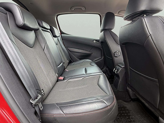 Peugeot 308 13 of 20