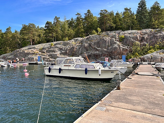 Oxelö 30 2 of 5