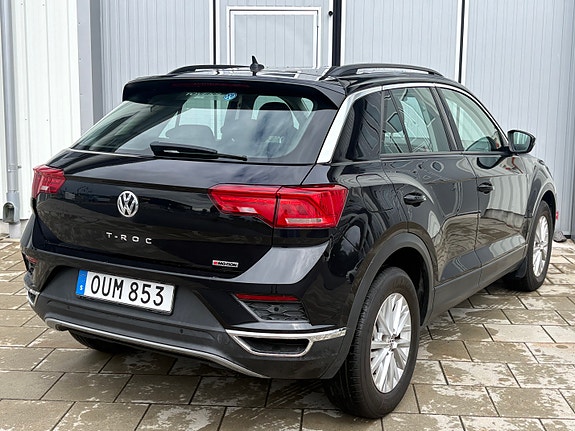 Volkswagen T-Roc 4 of 11