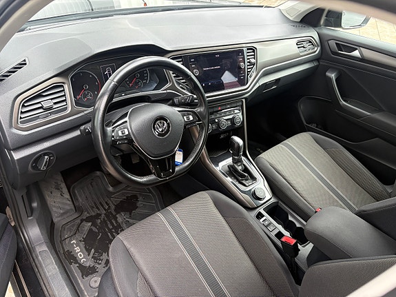 Volkswagen T-Roc 5 of 11
