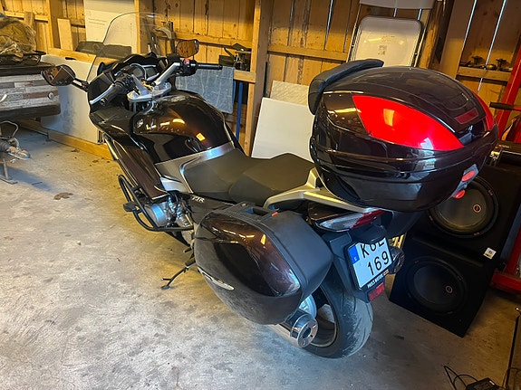 Yamaha FJR1300A 3 of 5