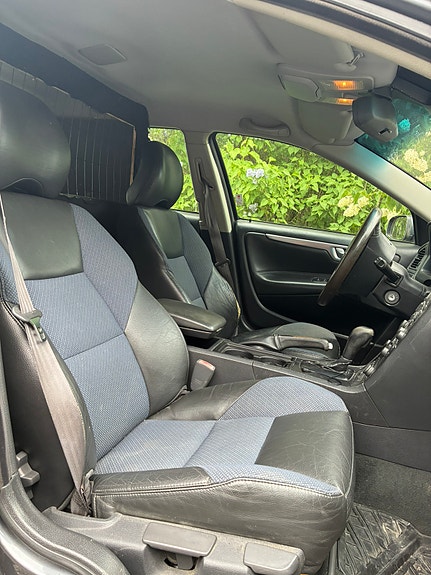 Volvo V70 6 of 7