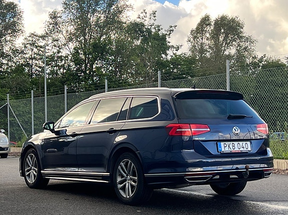 Volkswagen Passat 3 of 5