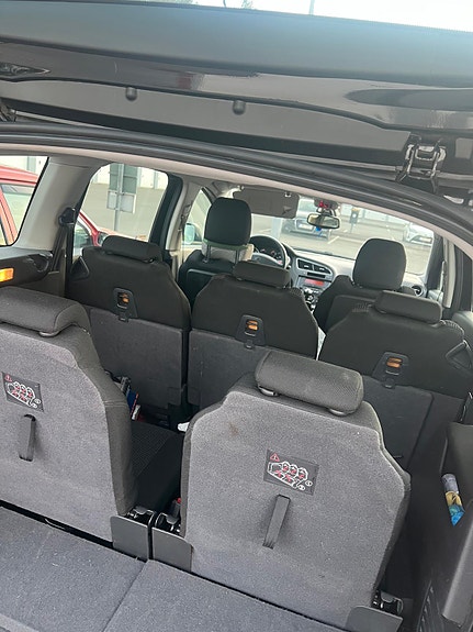 Peugeot 5008 5 of 5