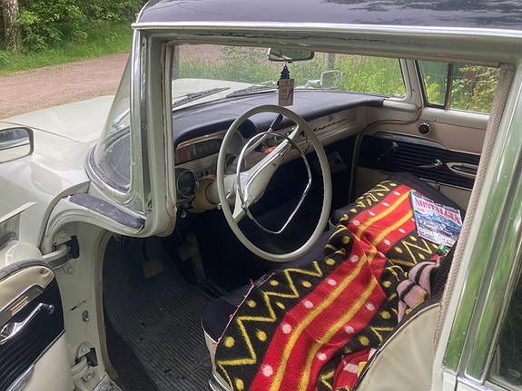 Opel Kapitan 3 of 5